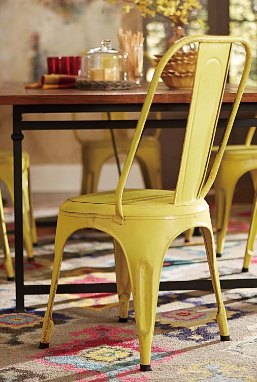 Yellow tolix online chair