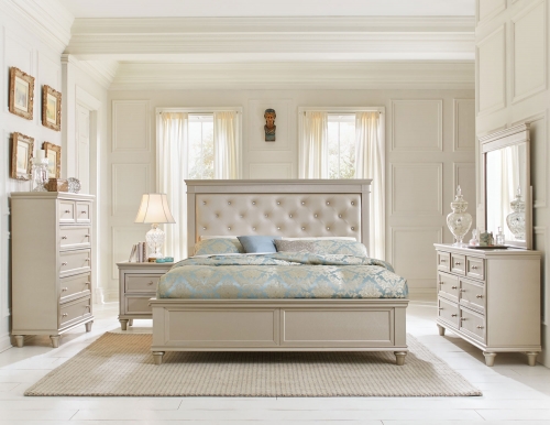 Celandine Upholstered Bedroom Set - Silver
